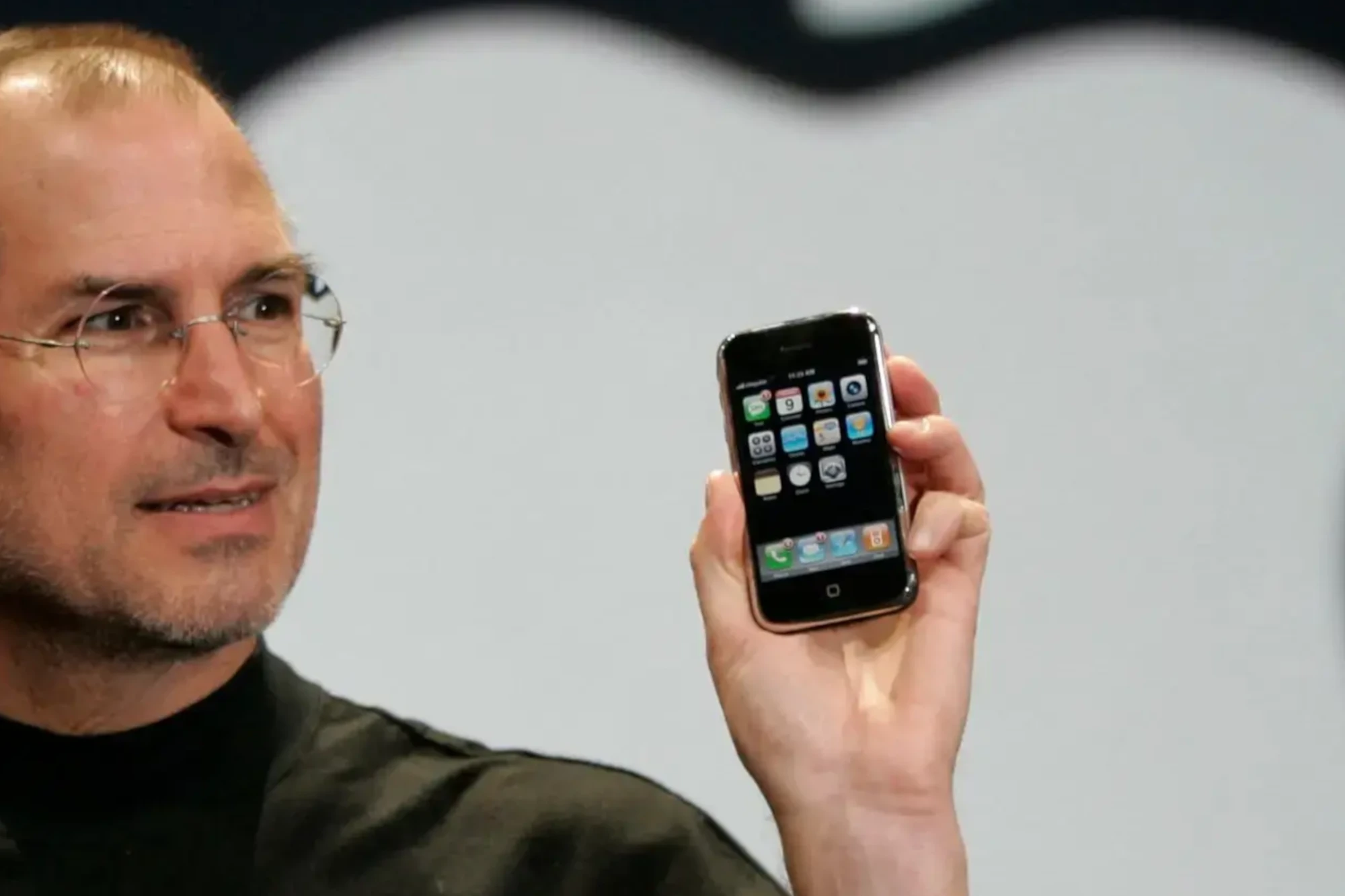 Steve Jobs at the first iphone keynote